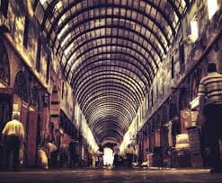 الأسواق التقليدية